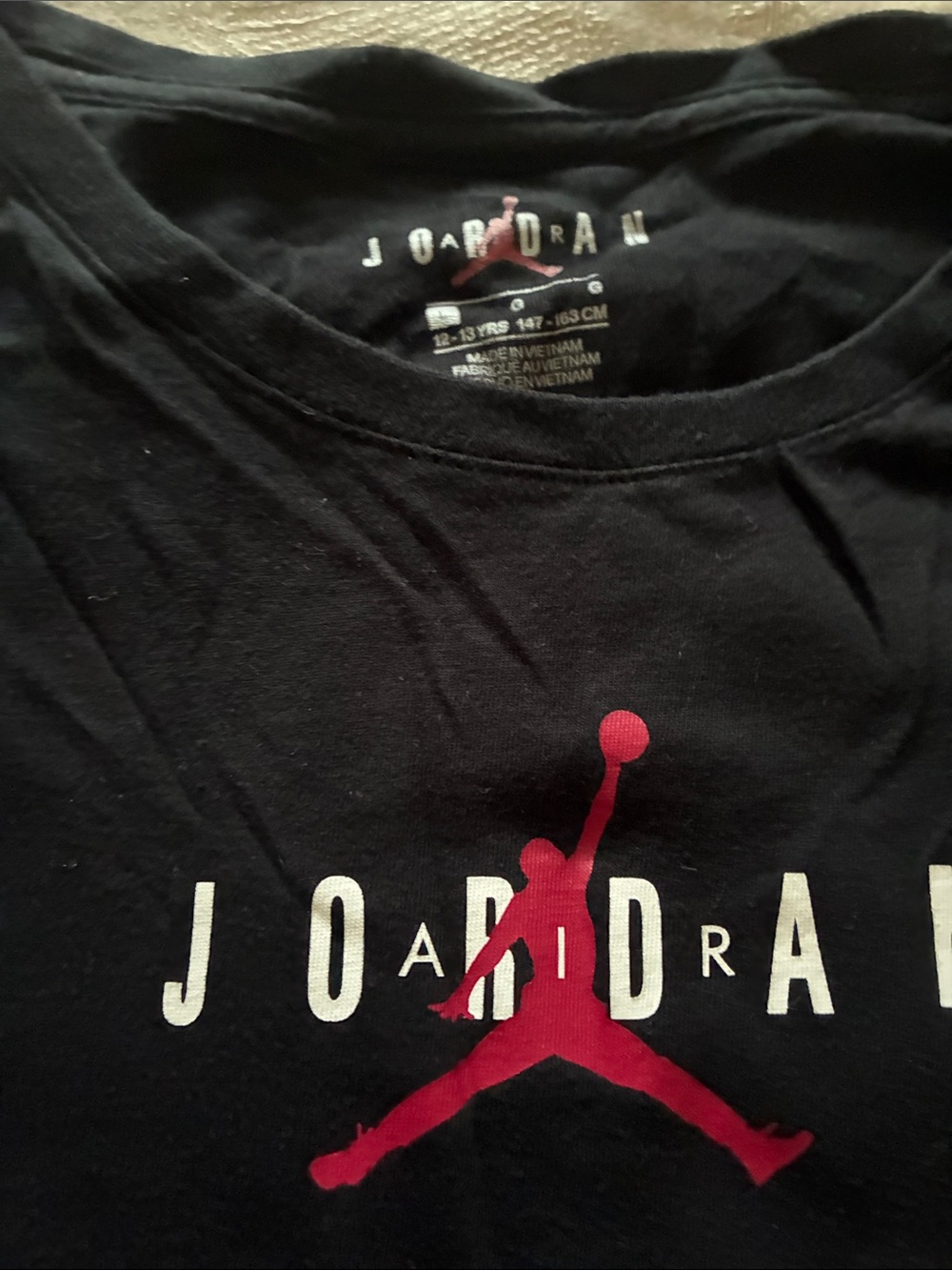 ⭐️2 for 15$ ⭐️Jordan Long Sleeve Tee in Black with red Logo - Picture 2 of 5